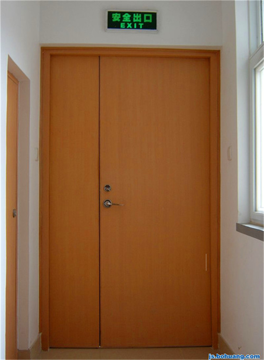 木質(zhì)防火門